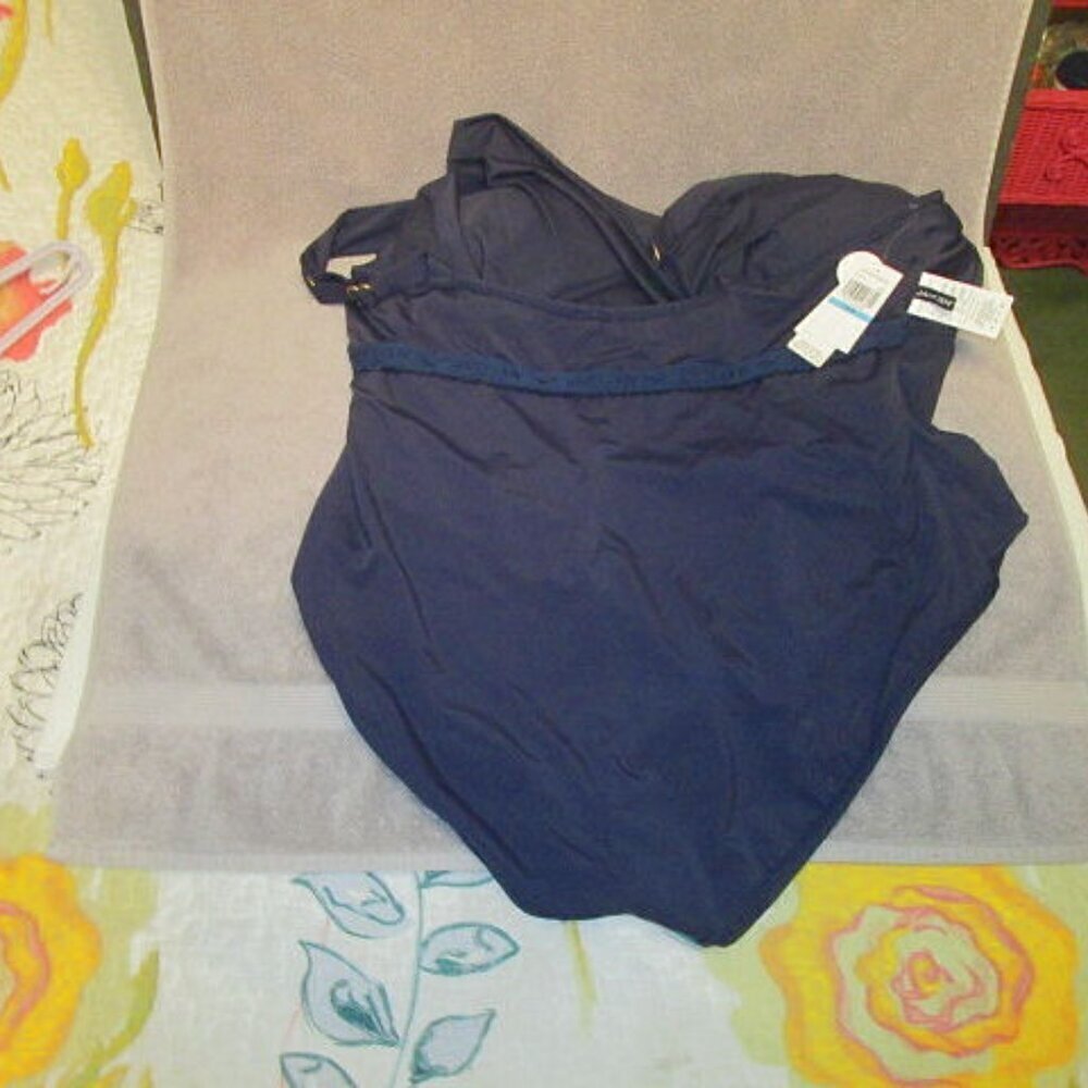 Jantzen One Piece Swimsuit Size 28W Slimming UPF Tummy Control Surplice Draped - Picture 11 of 12